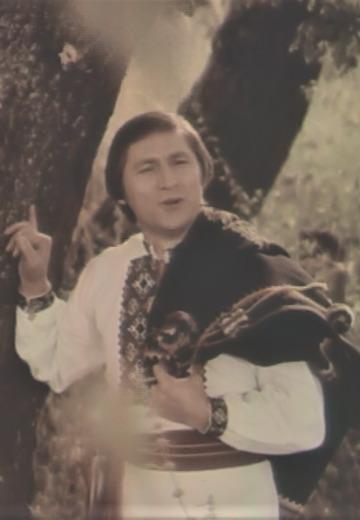 Співає Ярослав Гнатюк