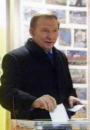 Вибори Президента: голосує Леонід Кучма