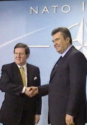 Ukraine-NATO: Yanukovych in Brussels, 2003