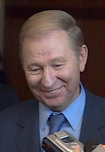 Kuchma on the downed russian TU-154 aircraft