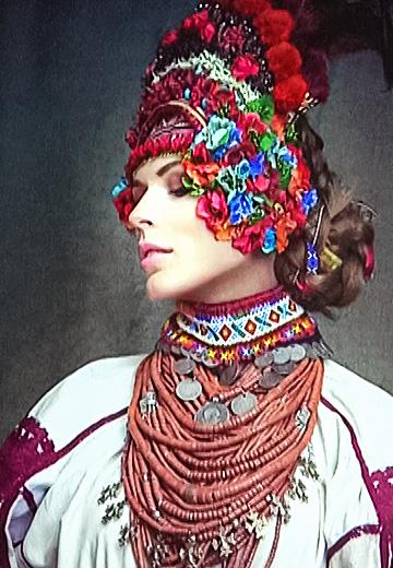 Фотопроєкт "Щирі": виставка українського традиційного костюма