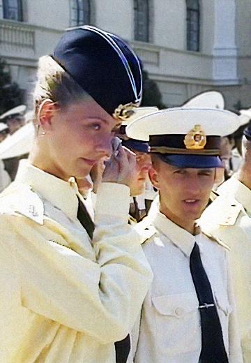 Sevastopol: graduation of officers, 1999