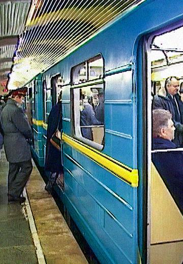  Метро "Печерська": відкриття станції