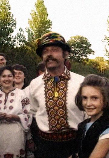 “Let's respect each other, friends!” 