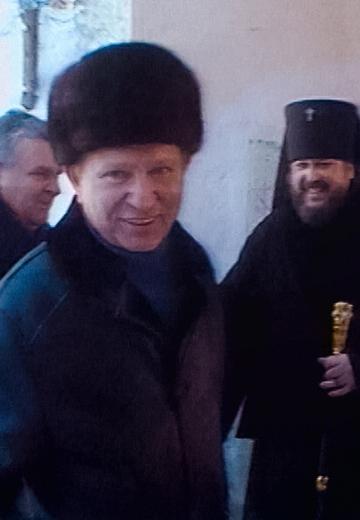 Kuchma in the monastery