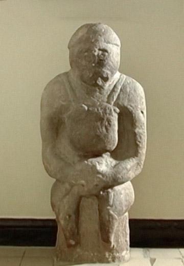 "Skarbnytsia": Kurgan stelae
