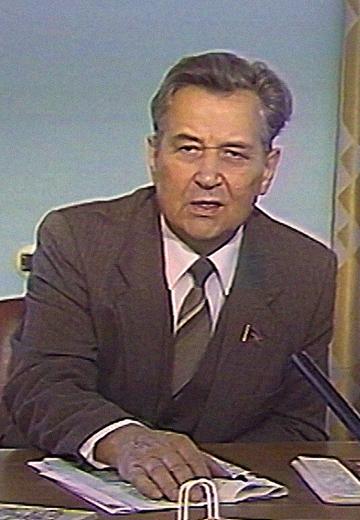 The story "The Earth is Buzzing" by Oles Honchar