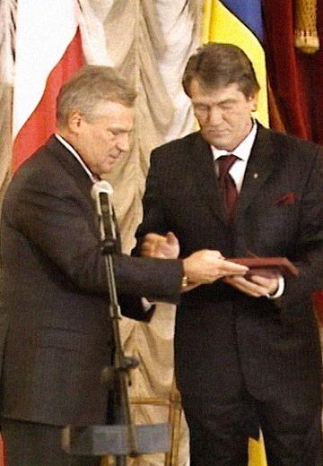 Aleksander Kwasniewski: Award Ceremony