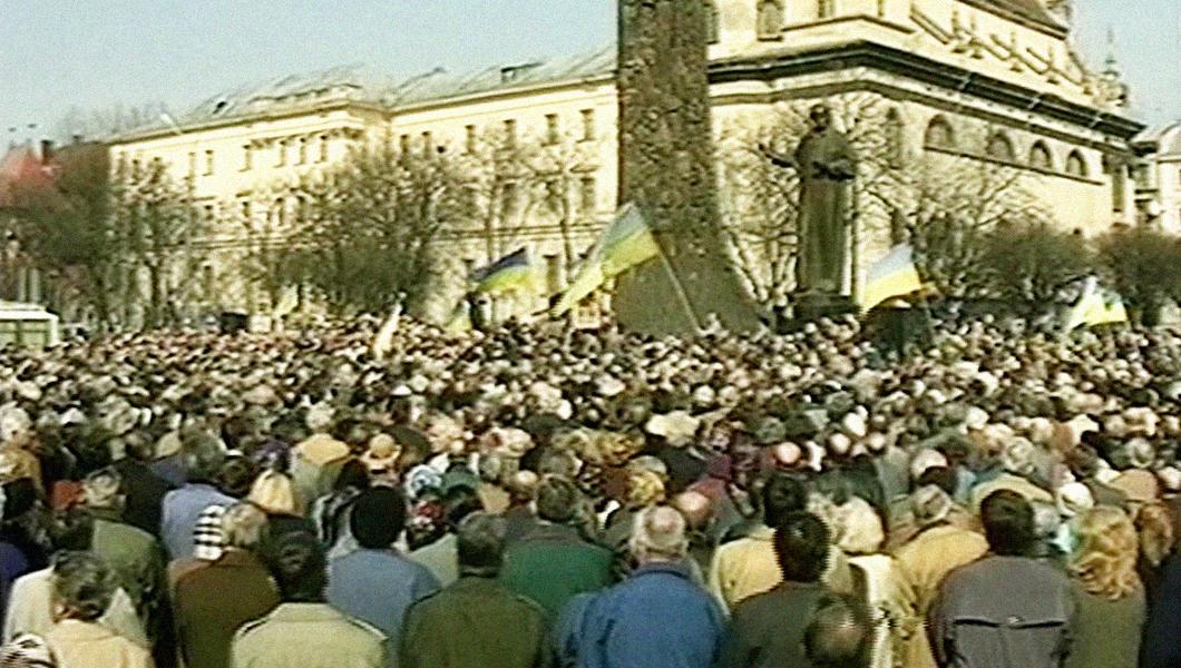 Мітинг-реквієм за В’ячеславом Чорноволом: 1999 рік