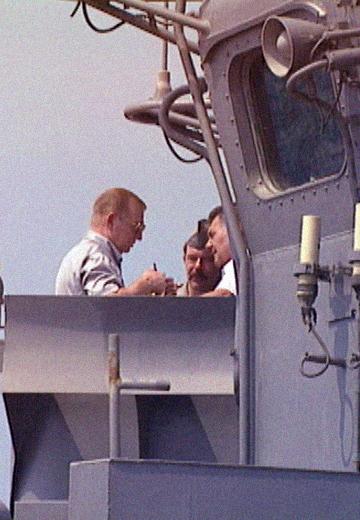Kuchma in Sevastopol on Navy Day, 1999