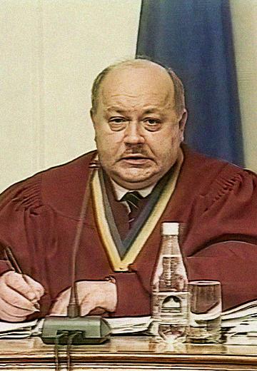 Decision on the falsification of the 2004 elections