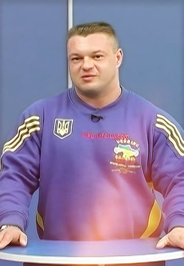 Powerlifter Vitaliy Ponomarenko in the "Current Interview" program