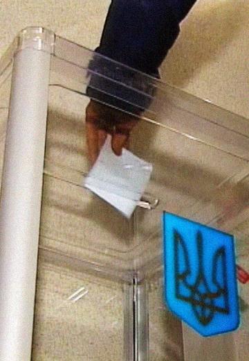 Polling stations in the city of Sumy, 2004