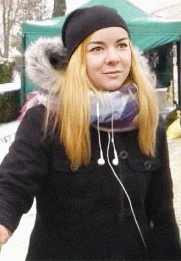 Should we celebrate Christmas on December 25?