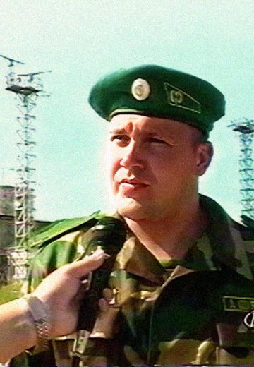 Zmiinyi Island: 2004