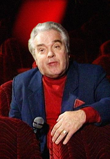 Олександр Гапон: "Портрет на фоні…"