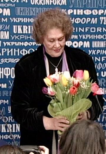 Ліна Костенко: презентація "Ріки Геракліта"