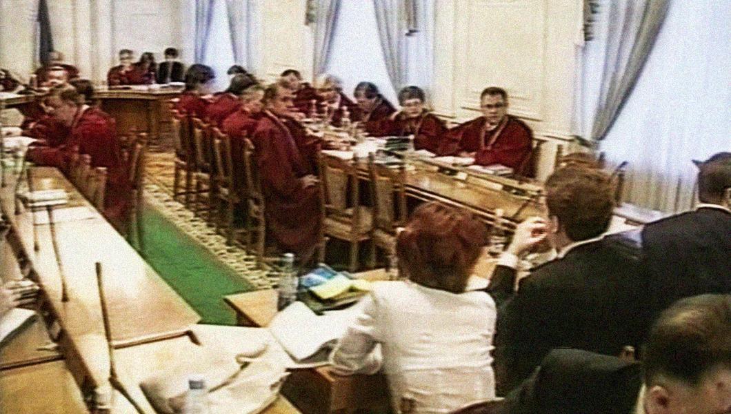 Decision on the falsification of the 2004 elections