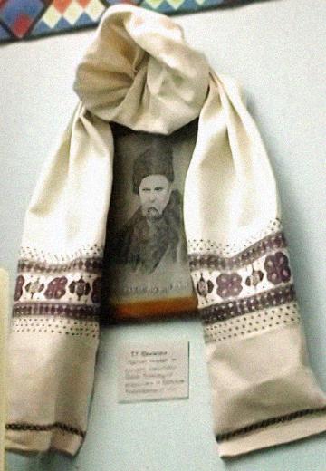 "Скарби роду": старовинні рушники 