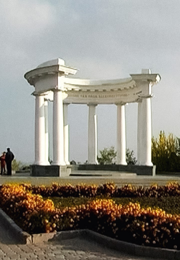 Сім чудес Полтави: Біла альтанка
