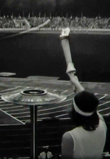 Olympics-80: Chernivtsi torchbearers