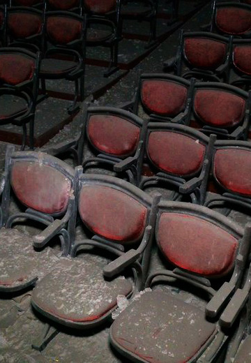 Chernihiv: the rubble in the drama theater is being cleared
