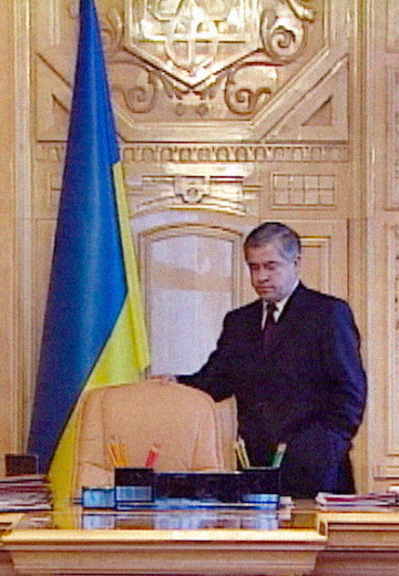 Resignation of the government of Anatoly Kinakh, 2002
