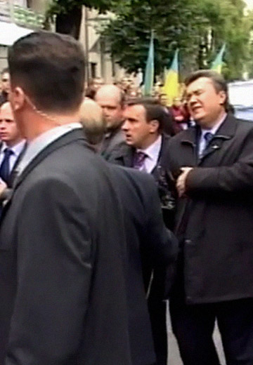 ‘Egg attack’ on Yanukovych