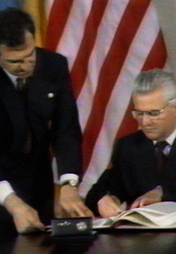 Перший візит Кравчука до США