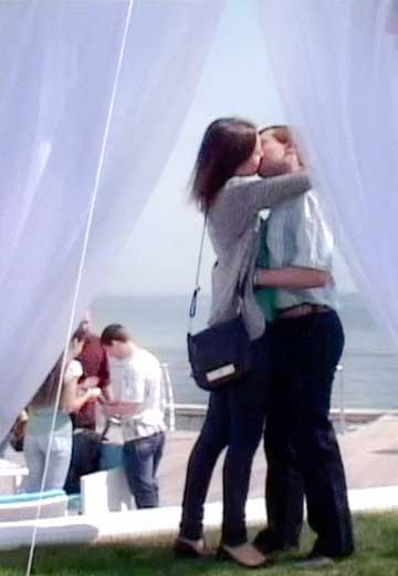A marathon of kisses