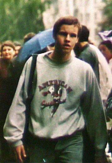 Як жили українці у 1990-х роках