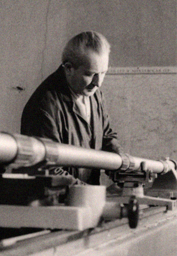 Вісь життя Леоніда Глущенка